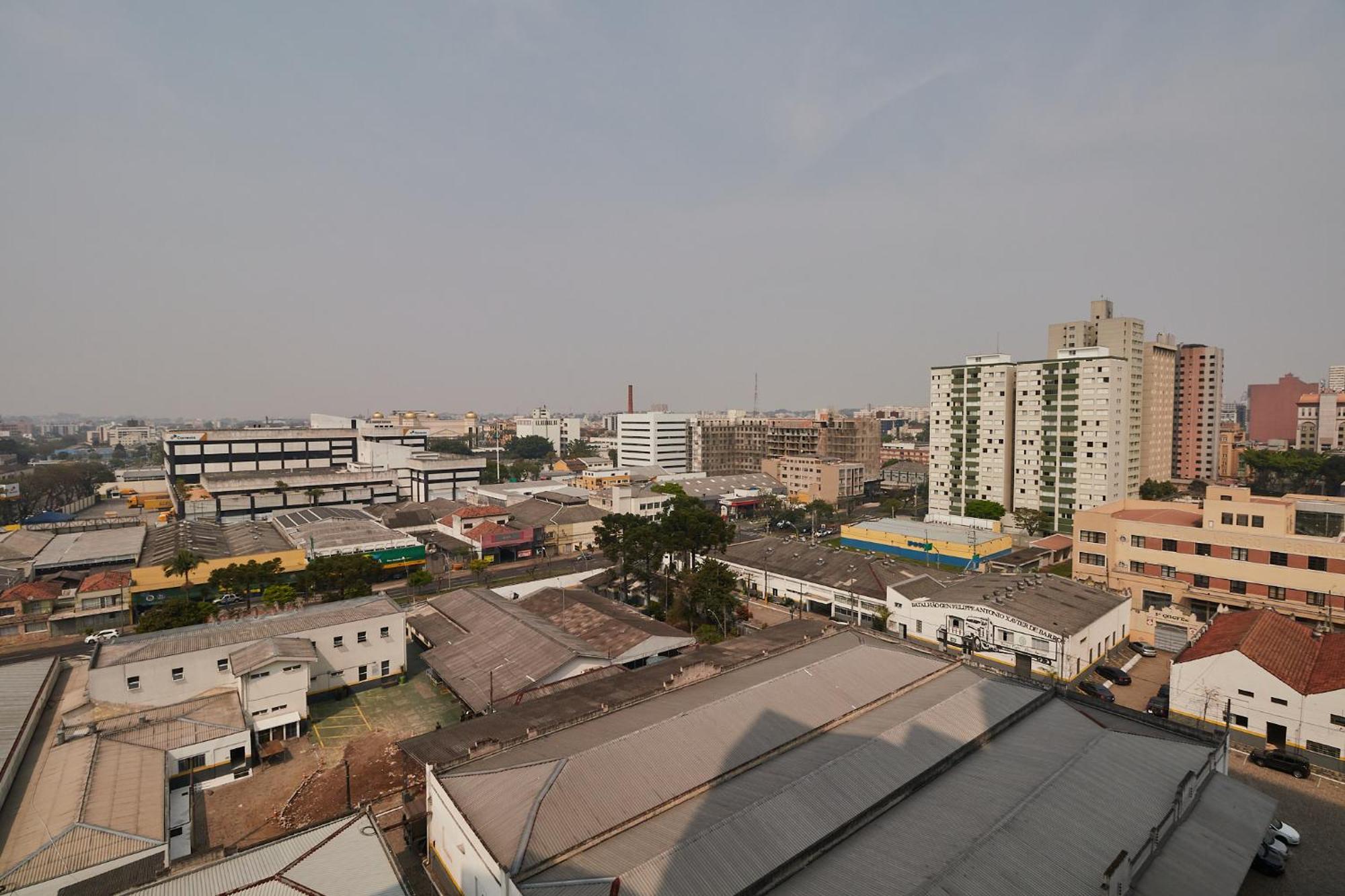 Estudio Aconchegante No Centro De Curitiba - Ar Condicio E Localizacao Perfeita! Dış mekan fotoğraf